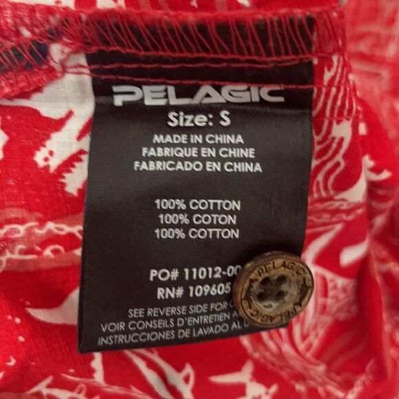 Pelagic button down shirt size smalll - Picture 12 of 12